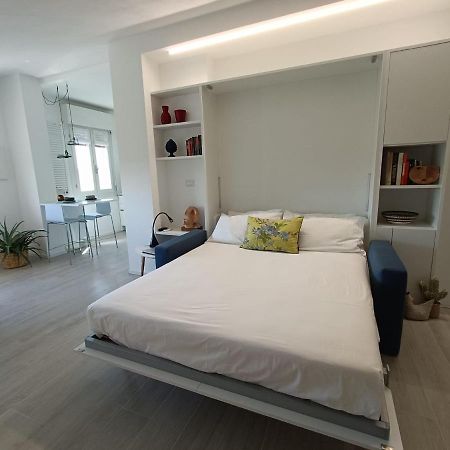 Residenza Adamo Ed Eva Apartment Pordenone Bagian luar foto