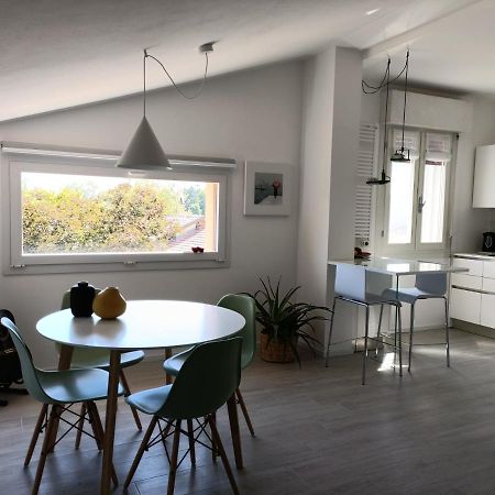 Residenza Adamo Ed Eva Apartment Pordenone Bagian luar foto