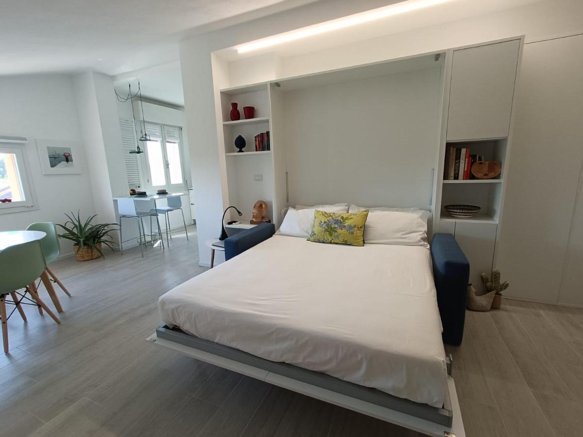 Residenza Adamo Ed Eva Apartment Pordenone Bagian luar foto