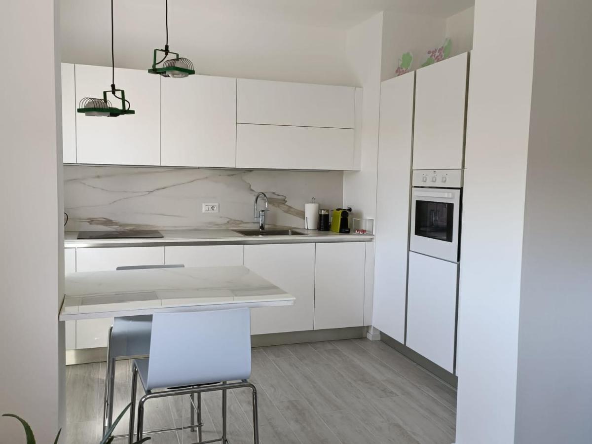 Residenza Adamo Ed Eva Apartment Pordenone Bagian luar foto