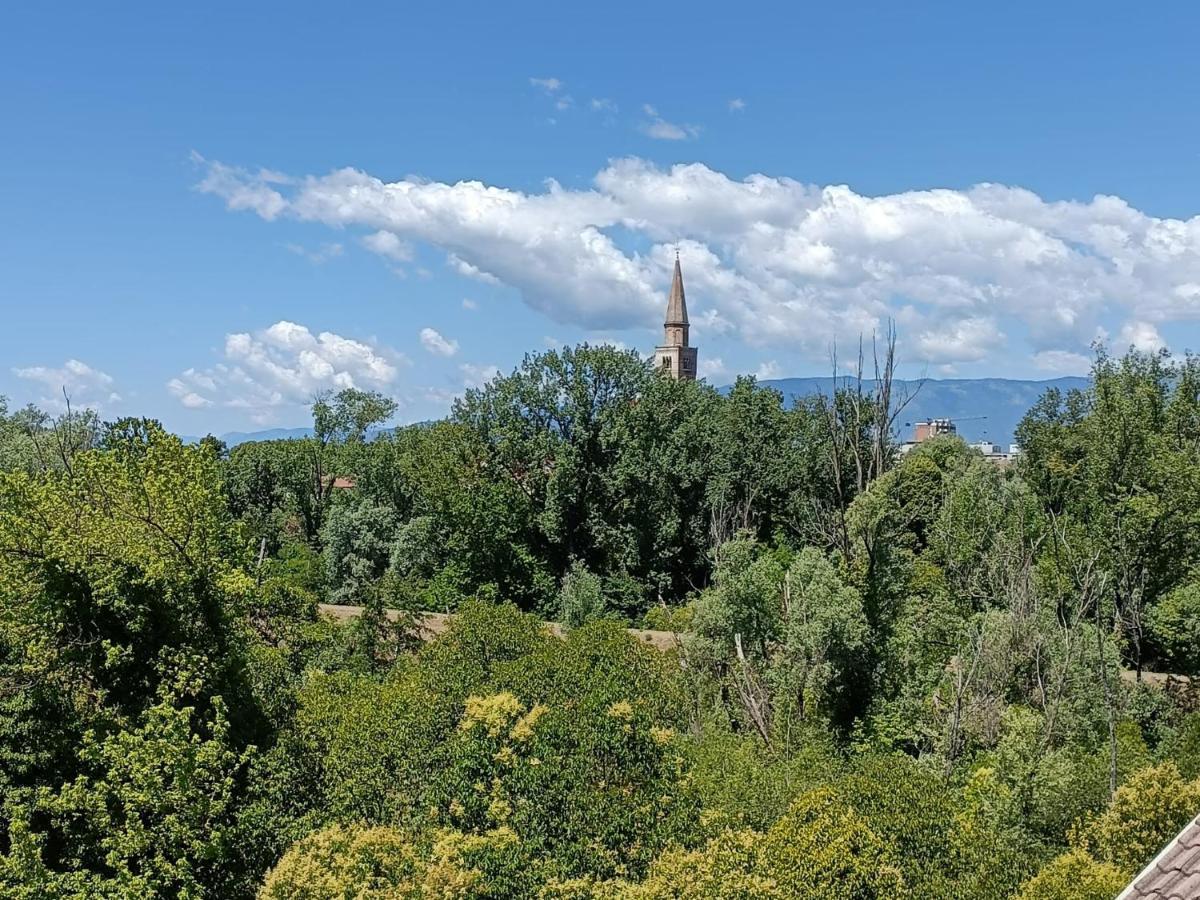 Residenza Adamo Ed Eva Apartment Pordenone Bagian luar foto